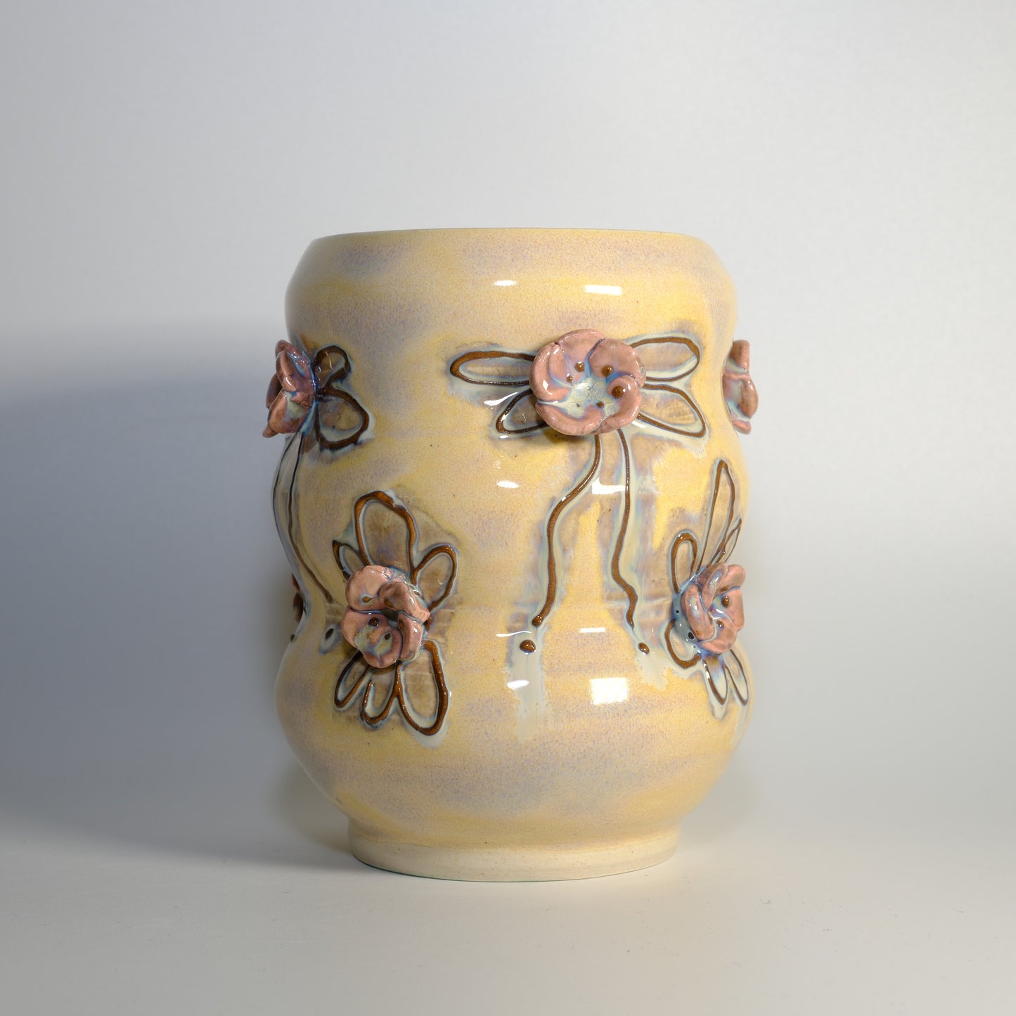 Flower and Bow Cream Vase