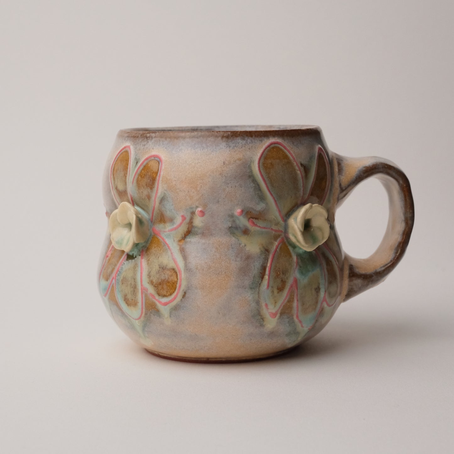 10 to 12 oz Doily Mugs