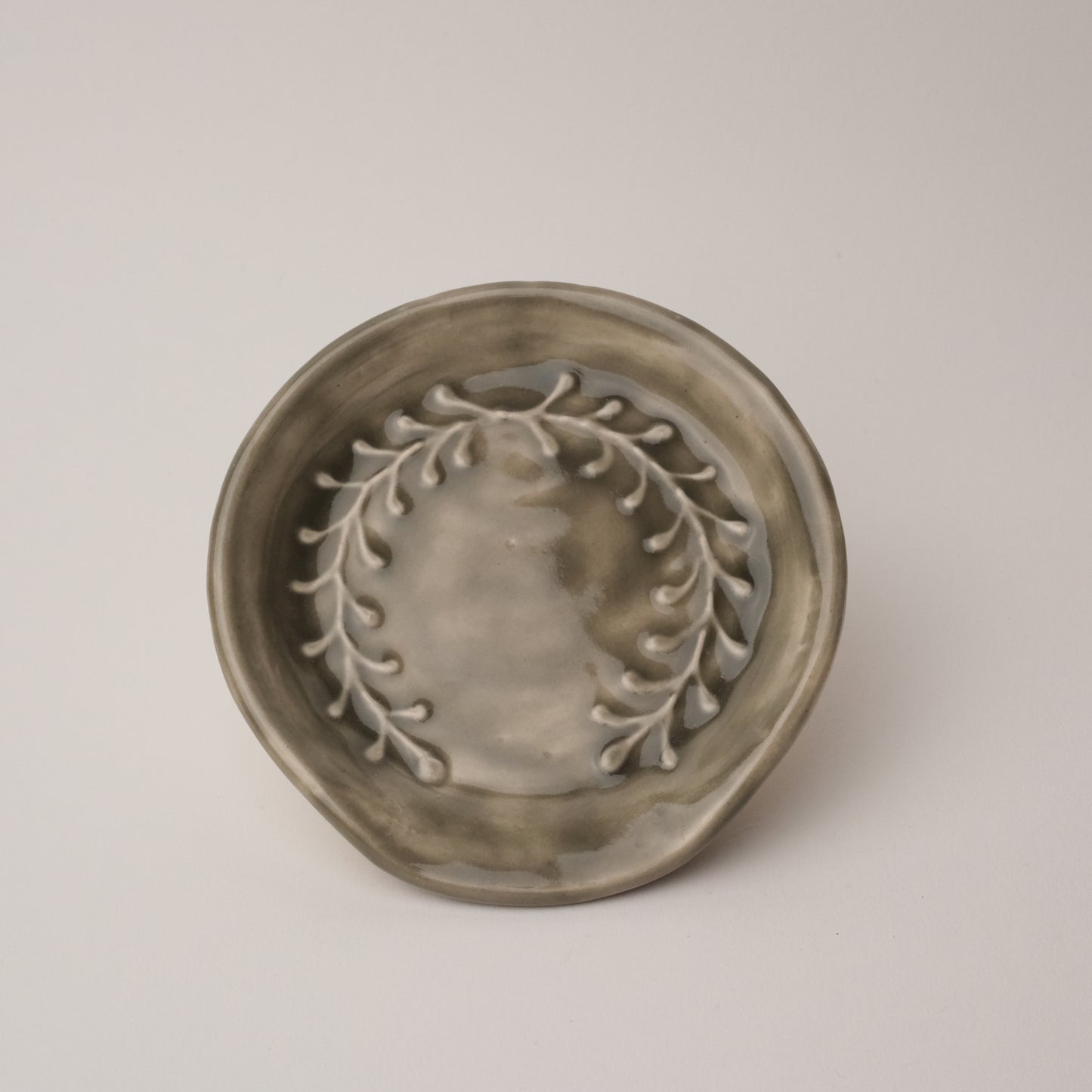 Sliptrailed Laurel Spoonrest