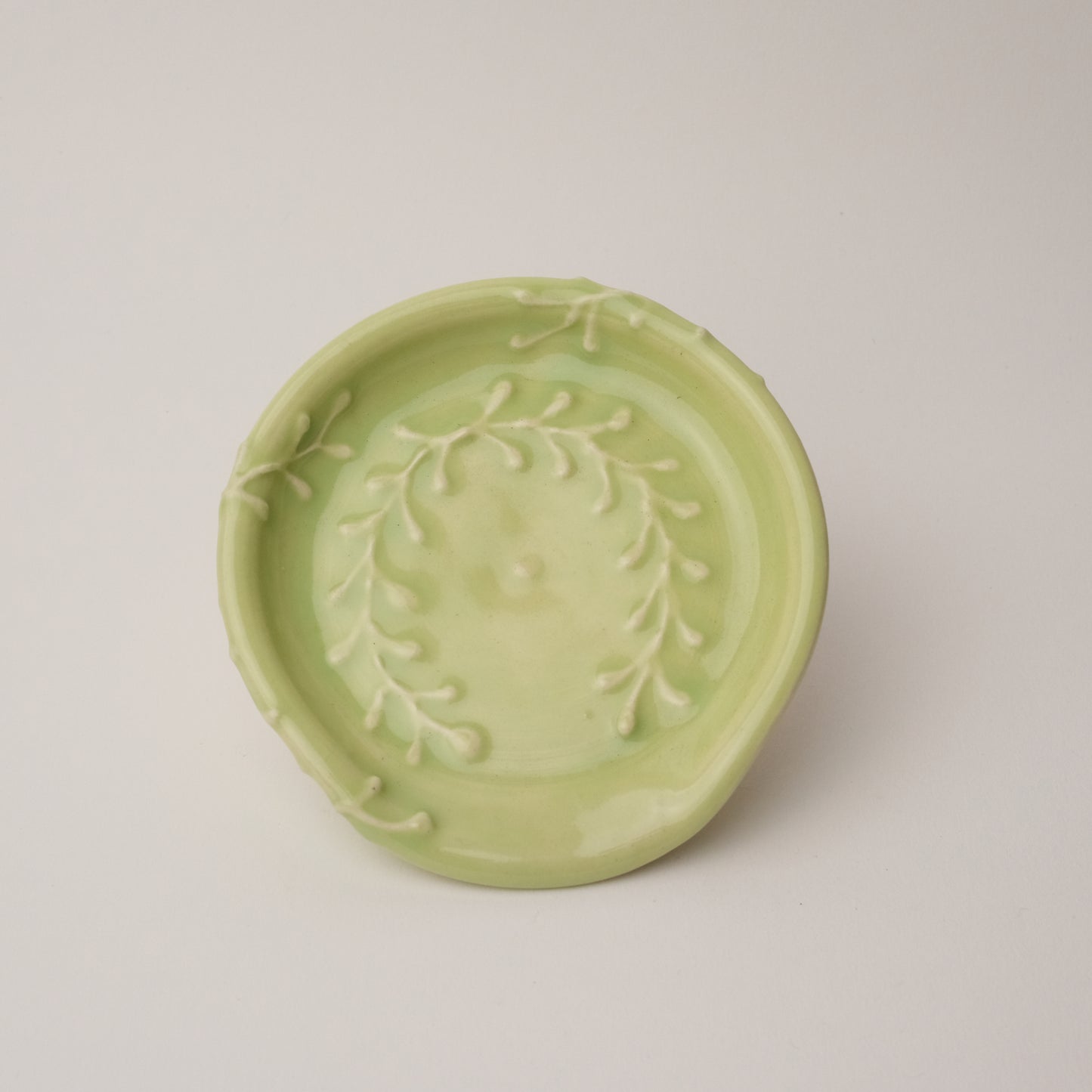 Sliptrailed Laurel Spoonrest