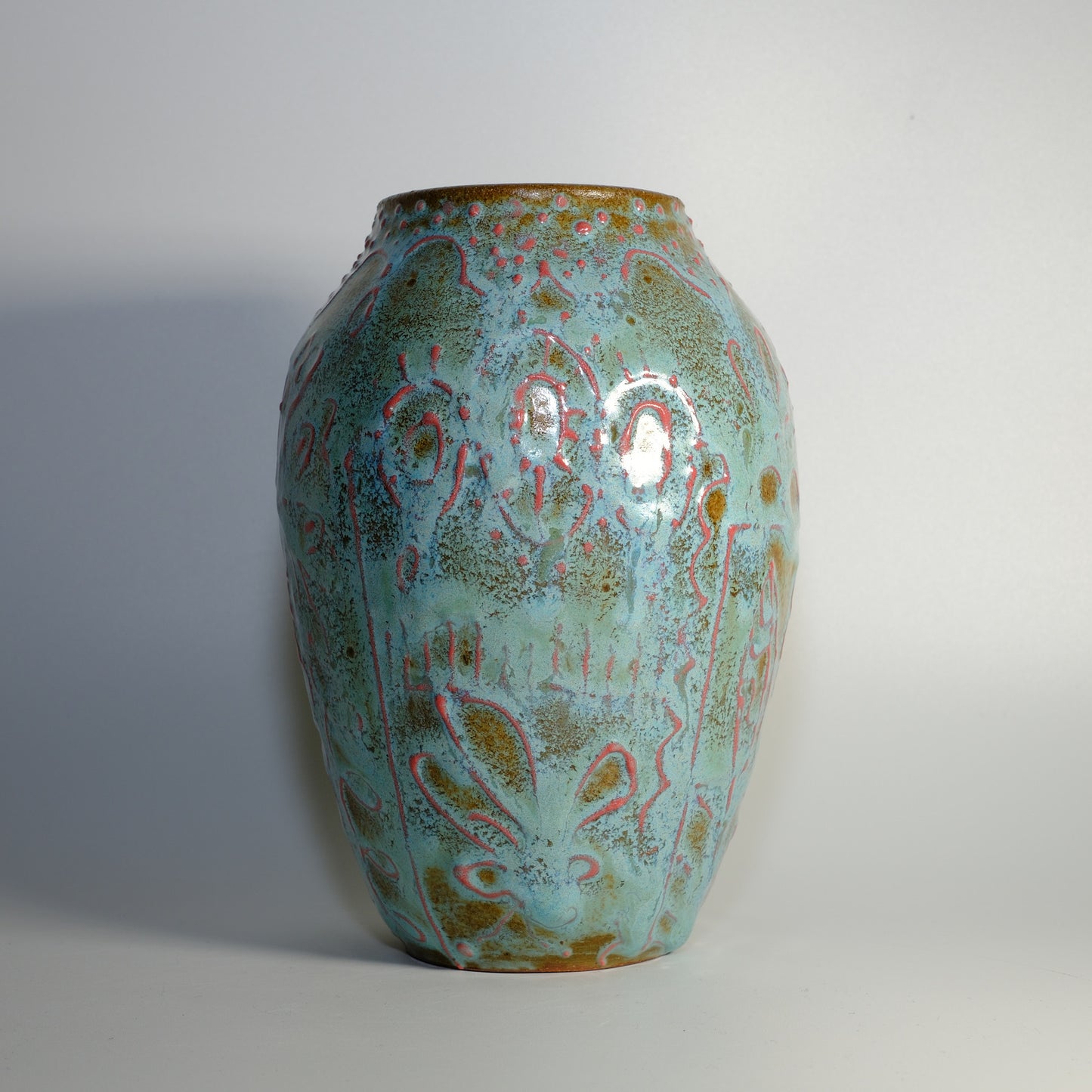 Blue Sliptrail Sketch Vase