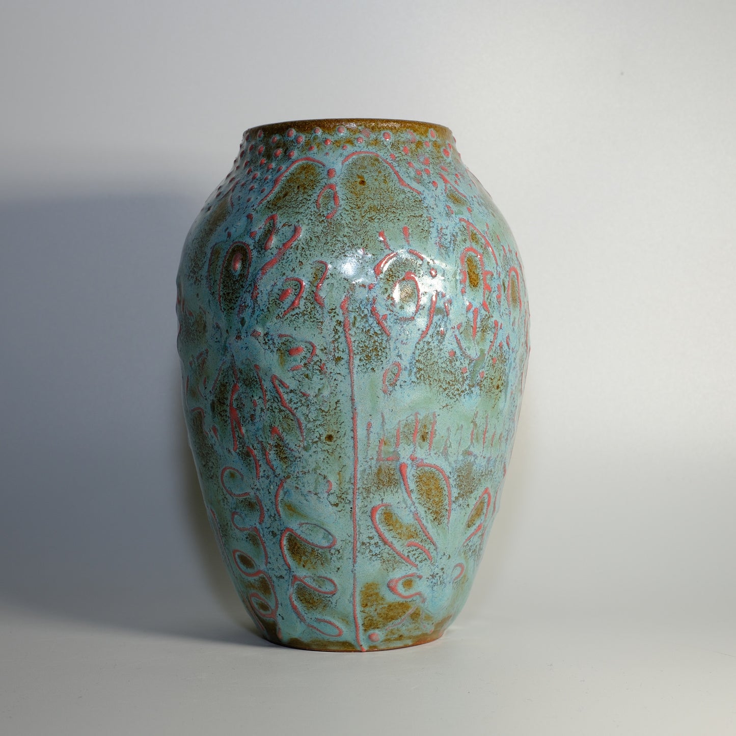 Blue Sliptrail Sketch Vase